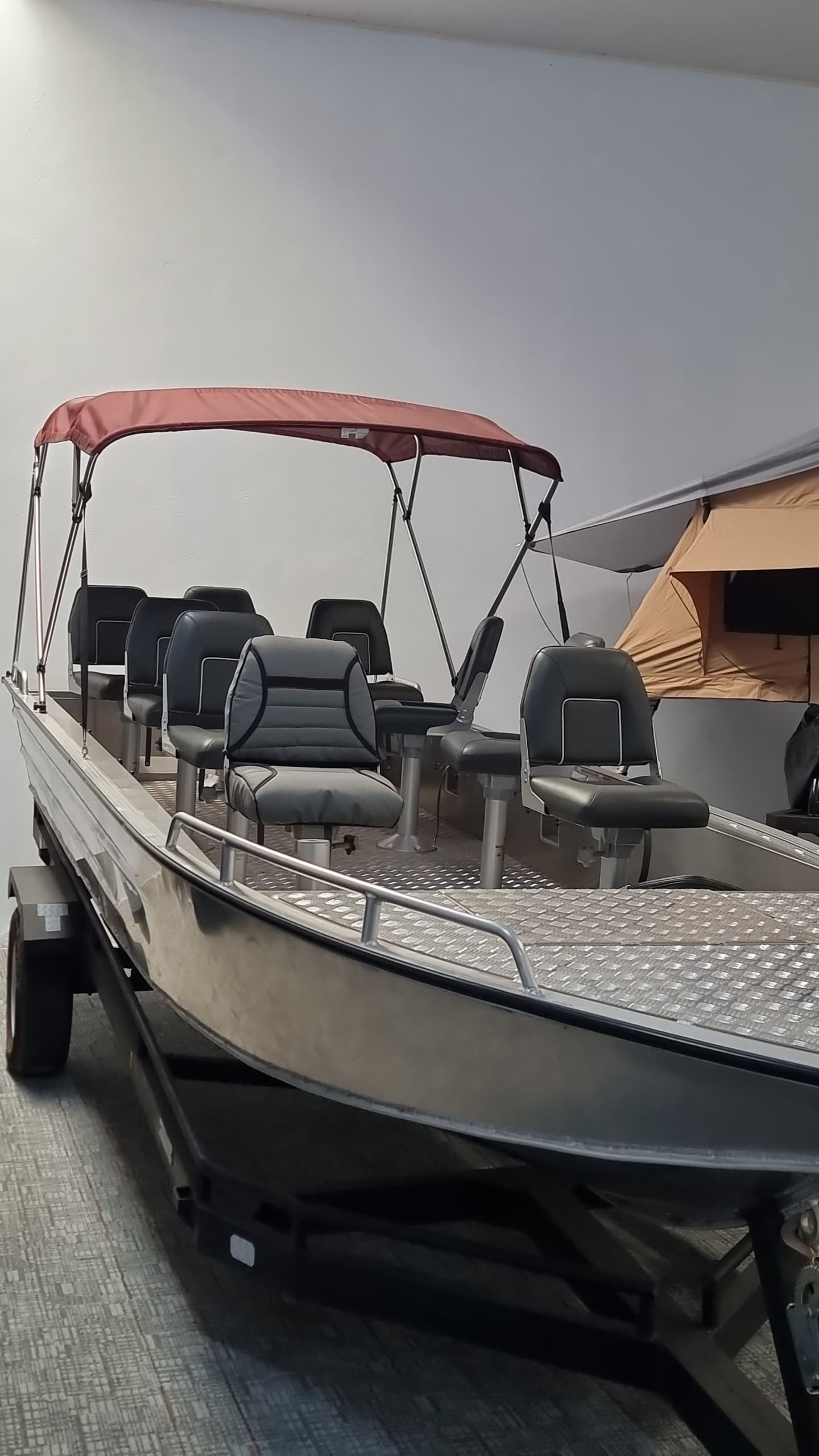 Aluminium Boat - Safari Viewer + Trailer