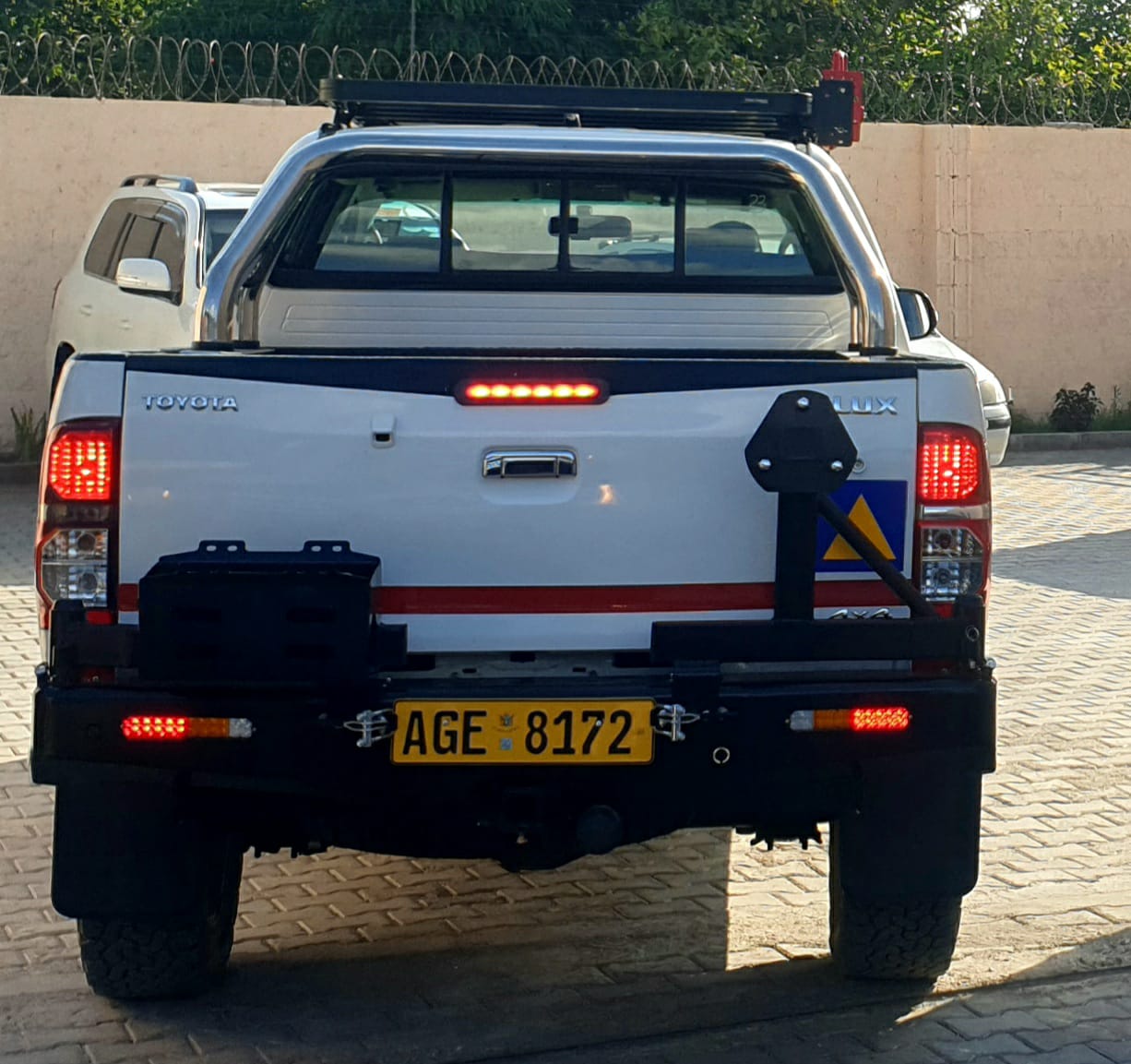 Hilux Rear Bull Bar