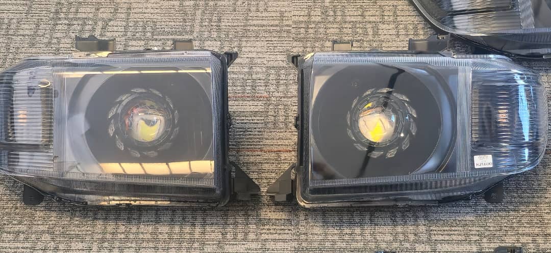 Xenon Head Lamps - LC79